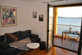 Apartment Cinthija Mit Balkon Direkt Am Strand